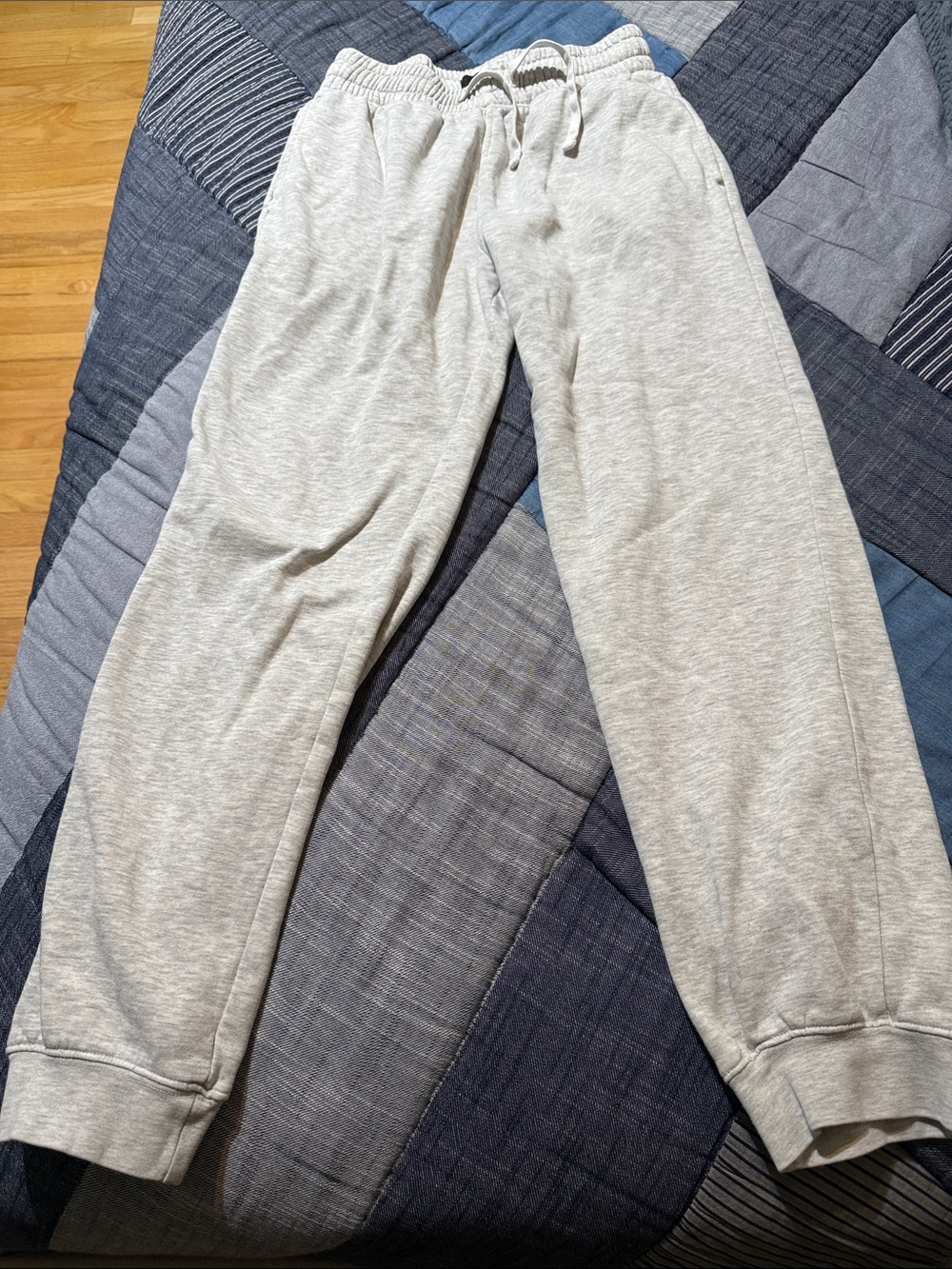 H&M Light Gray Men's Joggers with Drawstring